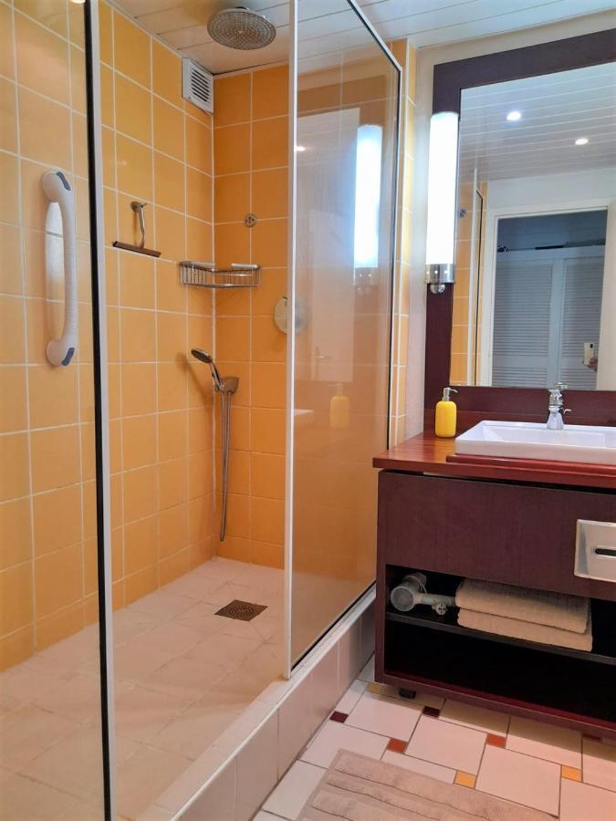 Ilet Bleu Studio Cosy Rdc Vue Mer Et Jardin - Acces Direct Plage Le Gosier  Exteriör bild